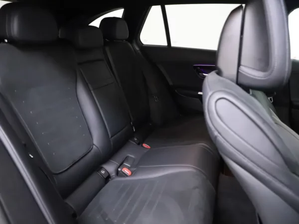 Photo 24 of 33 of W1K2062411F039957 Mercedes-Benz C-Klasse Estate 180 Aut. AMG Line 5-drs Combi