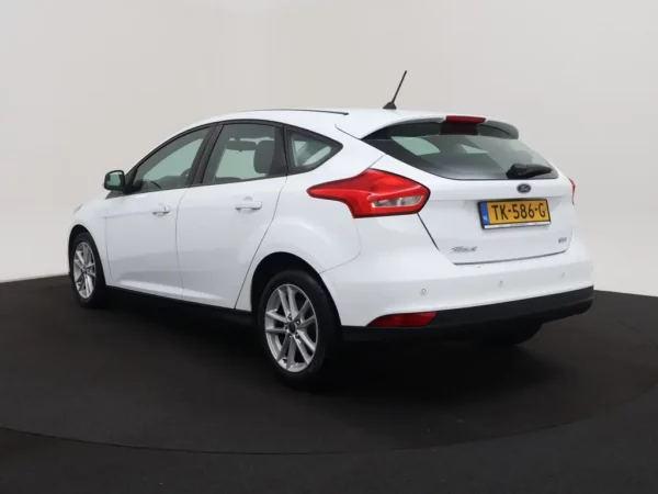 Photo 25 of 25 of WF05XXGCC5JT14065 Ford Focus 1.0 Lease Edition Navi