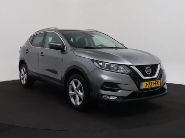 Photo 25 of 26 of SJNFFAJ11U2639705 Nissan QASHQAI 1.3 DIG-T Business Edition Pano