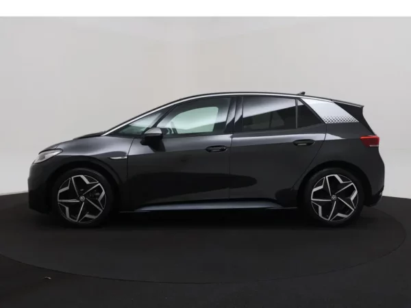 Photo 25 of 28 of WVWZZZE1ZMP002540 Volkswagen ID.3 First Plus 58 kWh IQ-Light