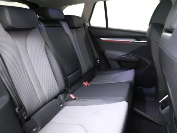 Photo 25 of 34 of TMBJB7NY3NF011424 Skoda Enyaq iV 60 5-drs SUV Cruise