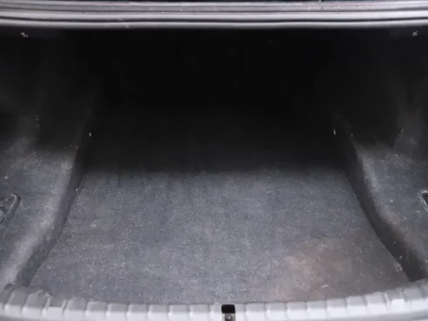 Photo 25 of 36 of WBAJK51080BX22697 BMW 5 Serie 520i Aut. High Executive M-Pack LED