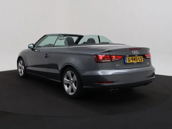 Photo 26 of 26 of WAUZZZ8V5F1133404 Audi A3 Cabriolet 1.4 TFSI CoD Ambition Pro Line Plus Softtop Stoelverw.