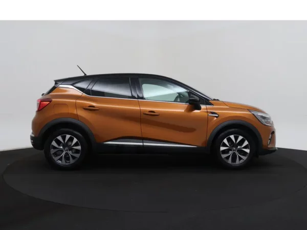 Photo 26 of 28 of VF1RJB00966036371 Renault Captur 1.0 TCe 100 Intens (5-drs