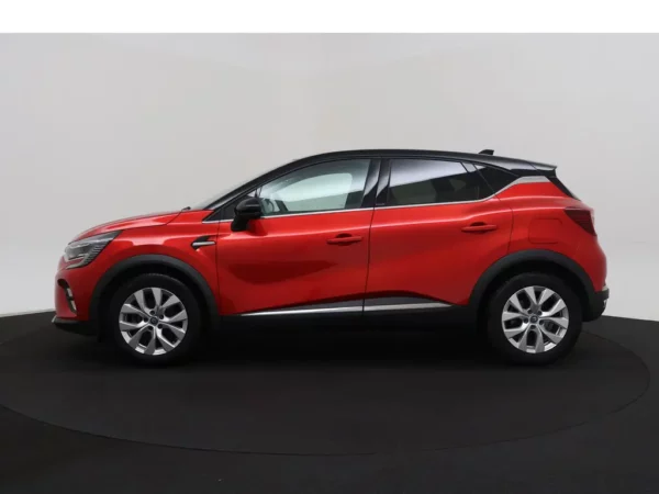 Photo 26 of 29 of VF1RJB00766260982 Renault Captur 1.6 E-Tech Plug-in Hybrid 160 Intens