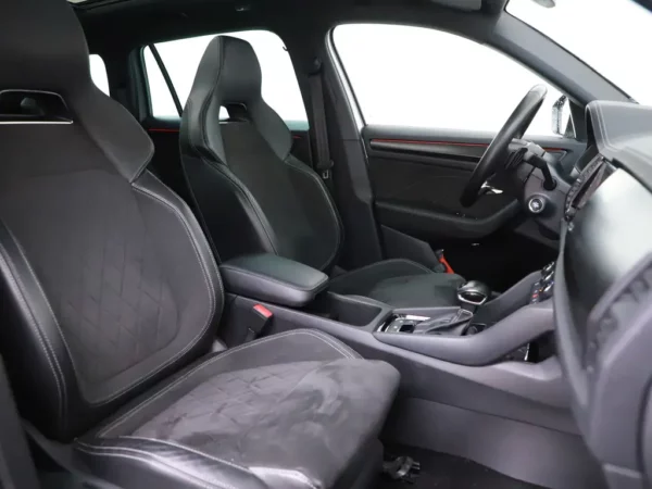 Photo 26 of 32 of TMBJB9NS9N8013027 Skoda Kodiaq 1.5 TSI Aut. Sportline Business Facelift