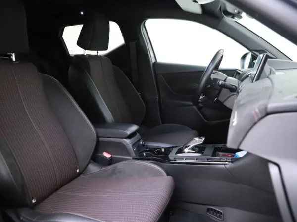 Photo 26 of 33 of VR1UJZKXZLW027786 DS DS 3 Crossback E-Tense Business 50 kWh (5-drs SUV)