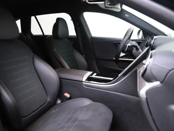 Photo 26 of 33 of W1K2062411F039957 Mercedes-Benz C-Klasse Estate 180 Aut. AMG Line 5-drs Combi