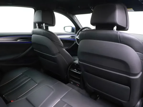 Photo 26 of 33 of WBAJR110X0WW57722 BMW 5 Serie 520i High Executive Edition (4-drs Sedan)