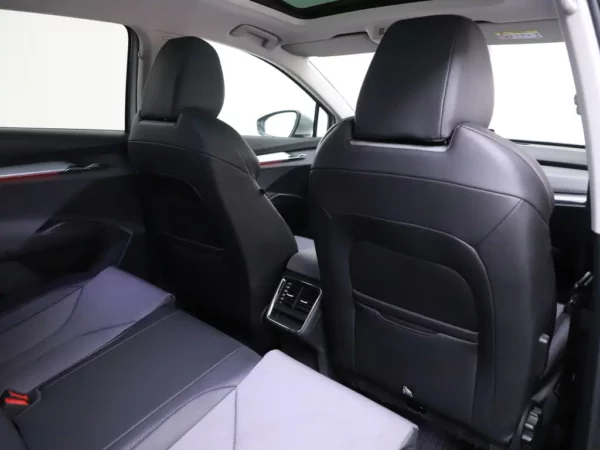 Photo 26 of 34 of TMBJB7NY3NF011424 Skoda Enyaq iV 60 5-drs SUV Cruise