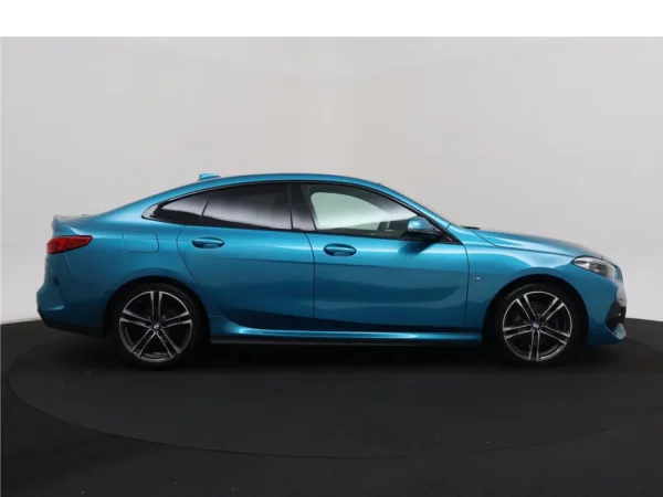 Photo 27 of 29 of WBA11AK0707G88610 BMW 2 Serie Gran Coupé 218i High