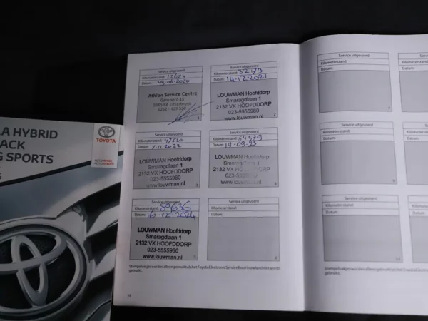 Photo 27 of 31 of SB1Z93BE40E063357 Toyota Corolla Touring Sports 1.8 Hybrid Executive