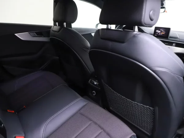 Photo 27 of 34 of WAUZZZF56KA068463 Audi A5 Sportback 35 TFSi Sport S-Tronic