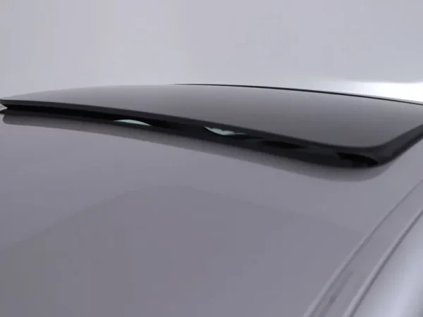 Photo 27 of 36 of WBAJK51080BX22697 BMW 5 Serie 520i Aut. High Executive M-Pack LED