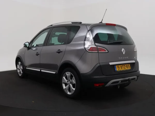 Photo 28 of 28 of VF1JZD6J651900354 Renault Scénic Xmod 1.2 TCe Bose Alcantare