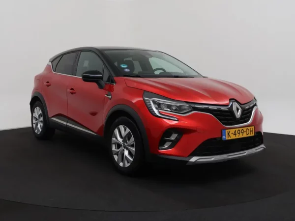 Photo 28 of 29 of VF1RJB00766260982 Renault Captur 1.6 E-Tech Plug-in Hybrid 160 Intens