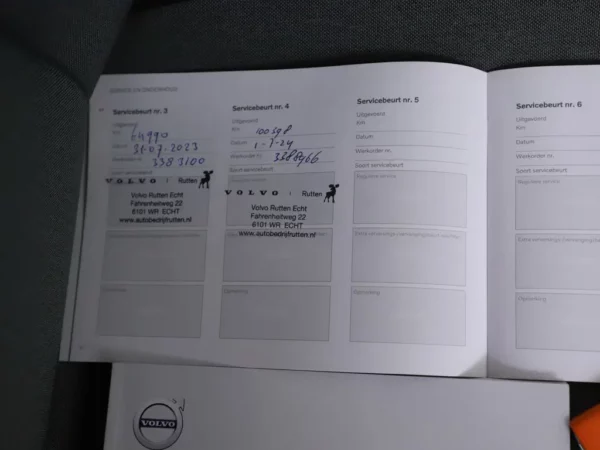 Photo 28 of 32 of YV1XZBBVFM2438154 Volvo XC40 1.5 T5 Recharge Business Pro