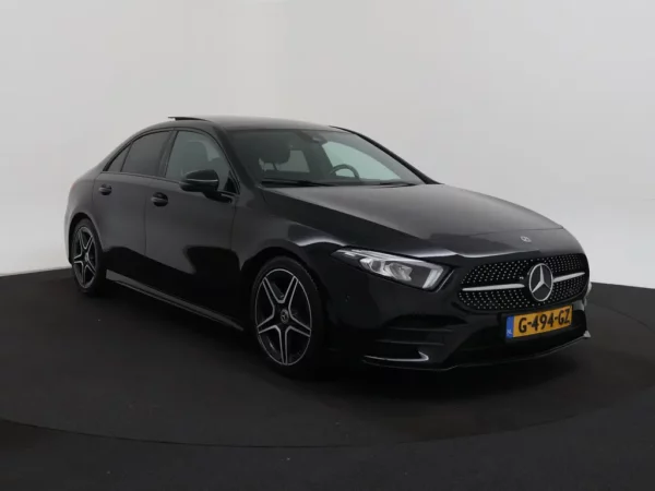 Photo 29 of 30 of WDD1771871J141650 Mercedes-Benz A-Klasse 200 Aut. Business Solution AMG