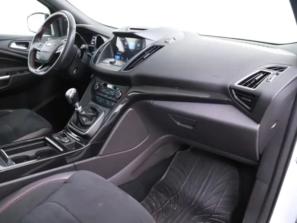 Photo 29 of 35 of WF0AXXWPMAKY67830 Ford Kuga 1.5 EcoBoost ST Line LED