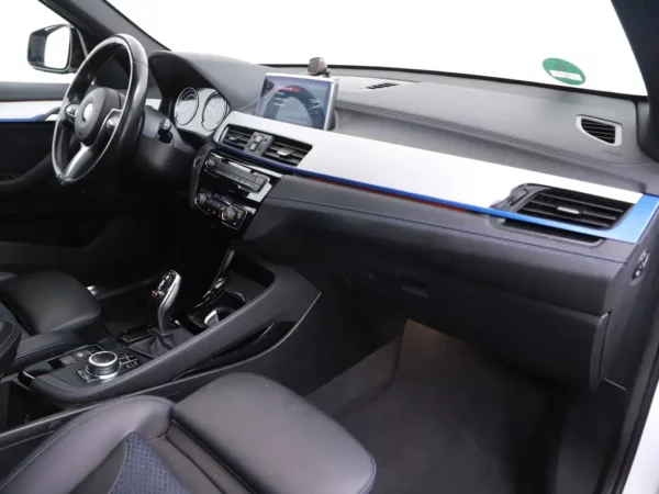 Photo 29 of 36 of WBA31AA01L3L54513 BMW X1 sDrive18i Aut.