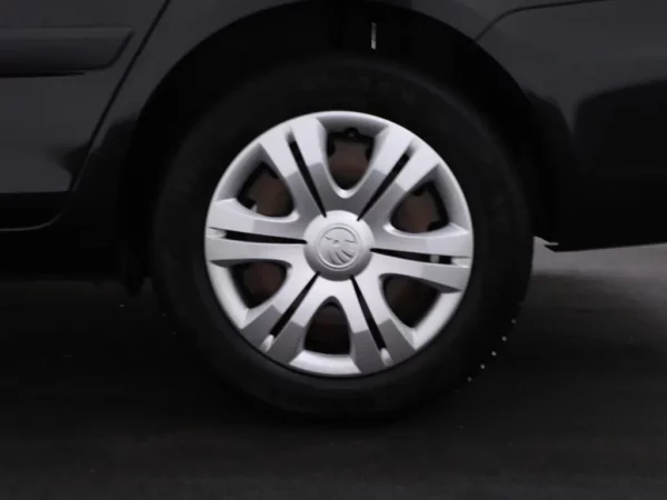 Photo 3 of 21 of TMBJM25J4E3123375 Skoda Fabia Combi 1.2 TSI Sprint Cruise