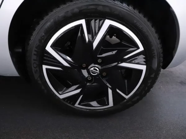 Photo 3 of 23 of VNVK1400469960207 Nissan Micra 1.0 IG-T N-Design (5-drs Hatchb.)