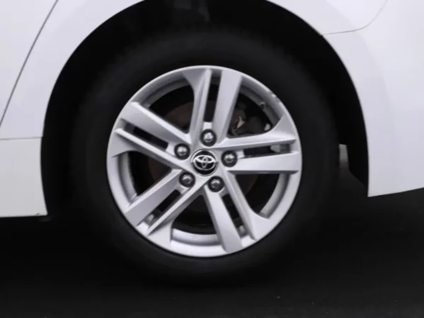 Photo 3 of 26 of SB1Z93BE90E127408 Toyota Corolla Touring Sports 1.8 Hybrid Active