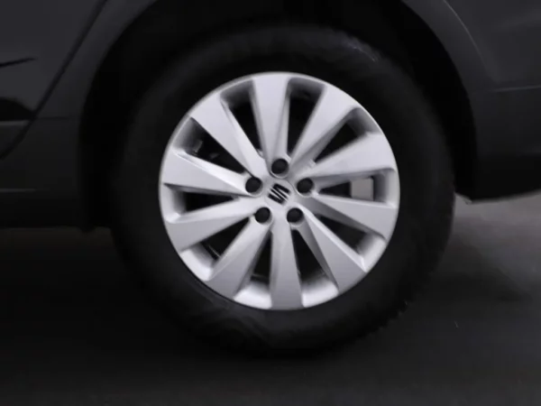 Photo 3 of 26 of VSSZZZKJ6RR222041 SEAT Arona 1.0 EcoTSI Reference (5-drs SUV)