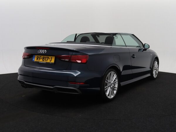 Photo 3 of 26 of WAUZZZ8V7J1006064 Audi A3 Cabriolet 1.5 Aut. TFSI CoD