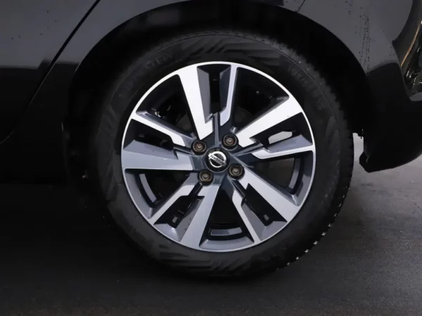 Photo 3 of 27 of VNVK1400860805311 Nissan Micra 0.9 IG-T N-Connecta Cruise Alloy