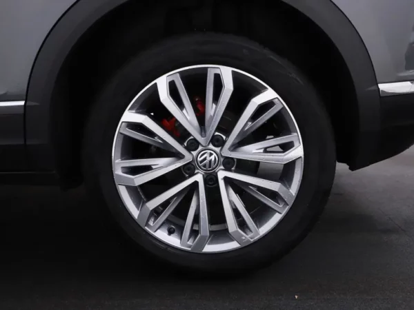 Photo 3 of 28 of WVGZZZA1ZJV009374 Volkswagen T-Roc 1.5 TSI Sport Cruise Led