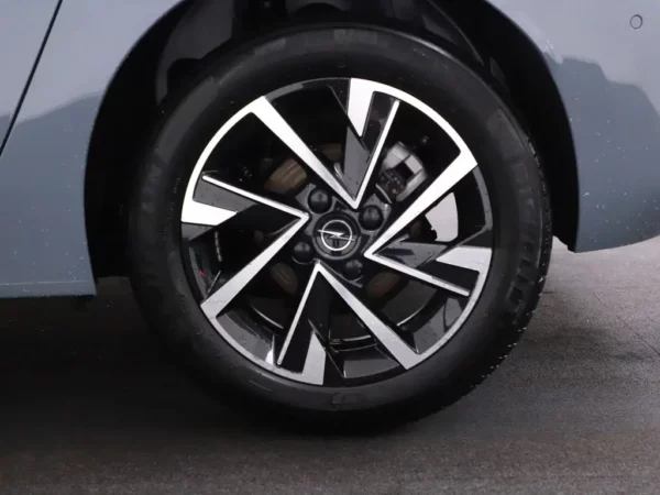 Photo 3 of 29 of VXKUPHPY0R4205926 Opel Corsa 1.2 Turbo Aut. Hybrid GS-Line