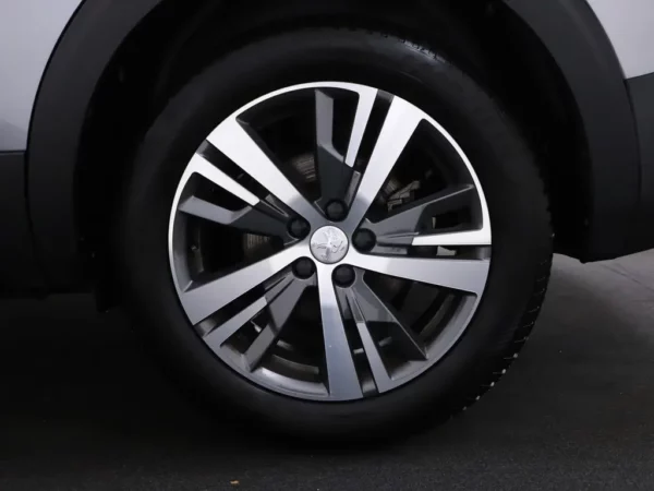 Photo 3 of 32 of VF3MRHNSULS278867 Peugeot 5008 1.2 Aut. PureTech Allure 5-drs SUV