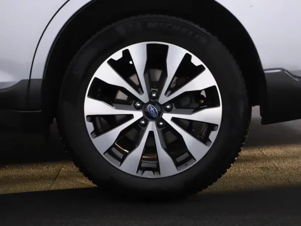 Photo 3 of 33 of JF1BS9LC2FG024715 Subaru Outback 2.5i Premium Pano