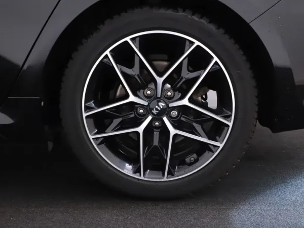 Photo 3 of 35 of KNAGW817GK5286884 Kia Optima Sportswagon 1.6 T-GDI Aut. GT-Line Pano