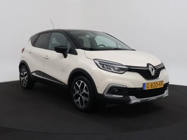 Photo 30 of 31 of VF1R8700763606314 Renault Captur 0.9 TCe Intens Navi