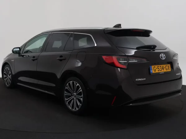 Photo 31 of 31 of SB1Z93BE40E063357 Toyota Corolla Touring Sports 1.8 Hybrid Executive