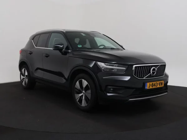 Photo 31 of 32 of YV1XZBBVFM2438154 Volvo XC40 1.5 T5 Recharge Business Pro