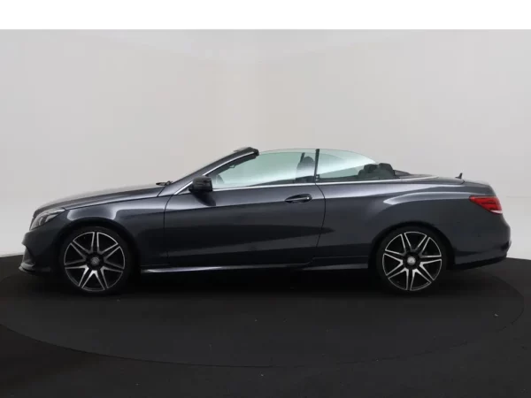 Photo 31 of 34 of WDD2074611F336253 Mercedes-Benz E-Klasse Cabrio 400 Prestige Cruise Ecc