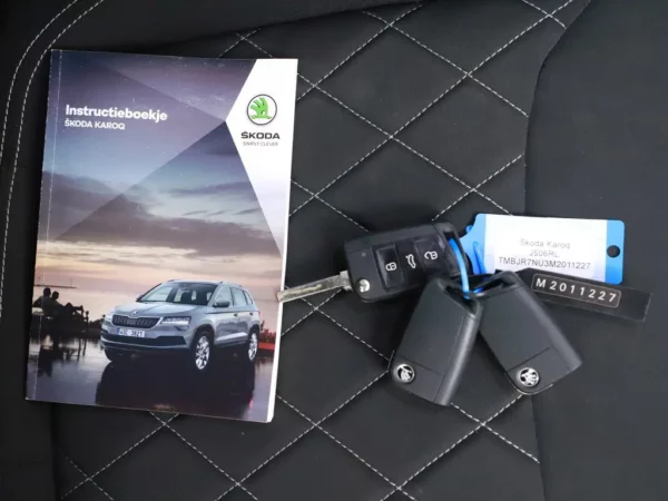 Photo 31 of 35 of TMBJR7NU3M2011227 Skoda Karoq 1.5 TSI ACT Sportline Business PANO