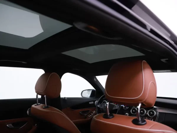 Photo 31 of 39 of WDD2052661F464977 Mercedes-Benz C-Klasse Estate 400 4MATIC Ambition