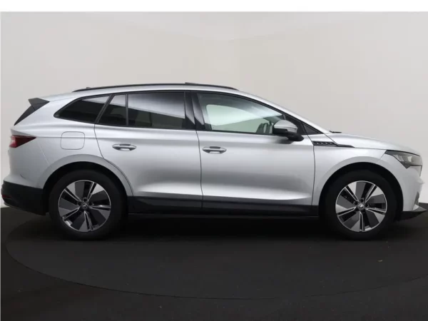 Photo 32 of 34 of TMBJB7NY3NF011424 Skoda Enyaq iV 60 5-drs SUV Cruise