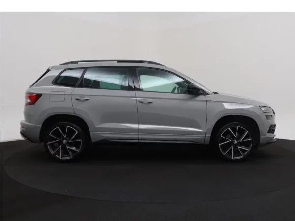Photo 33 of 35 of TMBJR7NU3M2011227 Skoda Karoq 1.5 TSI ACT Sportline Business PANO