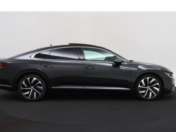 Photo 35 of 37 of WVWZZZ3HZJE515000 Volkswagen Arteon 1.5 TSI DSG R-Line