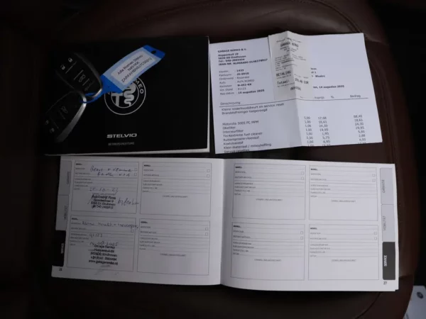 Photo 35 of 41 of ZARFAHBN5J7C00212 Alfa Romeo Stelvio 2.0 T AWD Special Edition 5-drs SUV