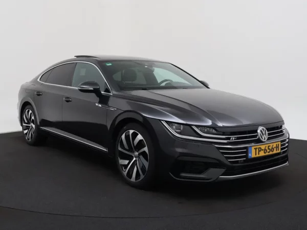 Photo 36 of 37 of WVWZZZ3HZJE515000 Volkswagen Arteon 1.5 TSI DSG R-Line