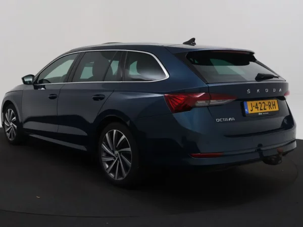 Photo 38 of 38 of TMBJP7NX4MY040099 Skoda Octavia Combi 1.0 TSI Business Edition Plus 5-drs Combi