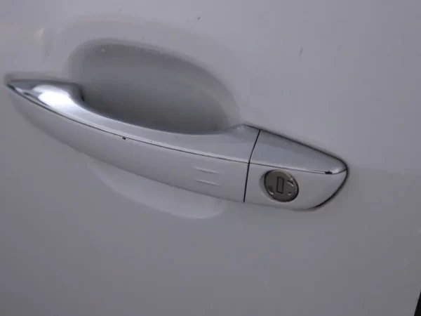 Photo 4 of 25 of VF72RHNPJK4082121 Citroen C3 Aircross 1.2 PureTech S&S Feel Leder