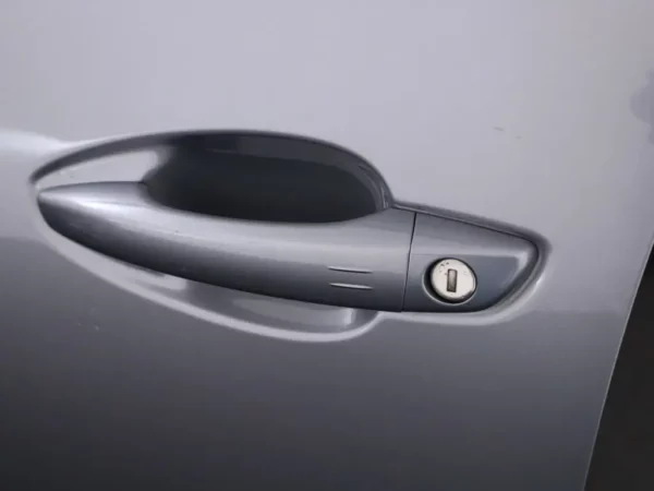 Photo 4 of 32 of VF3MRHNSULS278867 Peugeot 5008 1.2 Aut. PureTech Allure 5-drs SUV