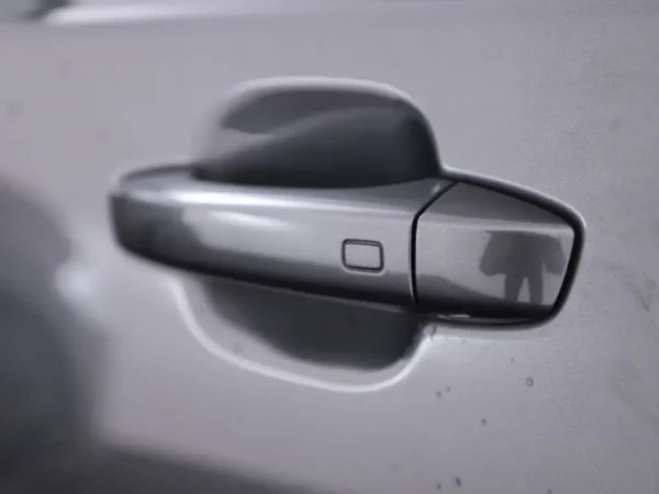 Photo 4 of 34 of WAUZZZ4M3LD007324 Audi Q7 55 TFSI quattro Pro Line S 7p